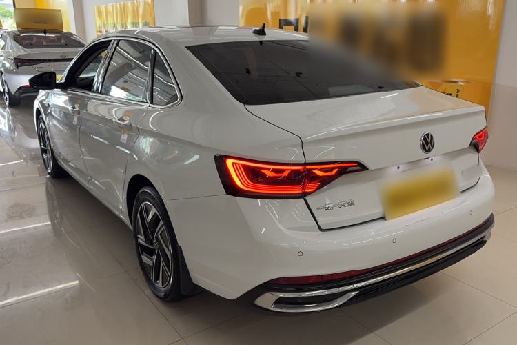 Used Volkswagen Sagitar 2024 300TSI DSG Excellence Edition Exterior 6