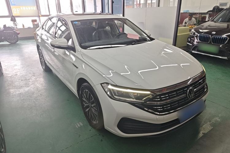 Used Volkswagen Sagitar 2024 200TSI DSG Flyover Edition Front Right 45 Deg