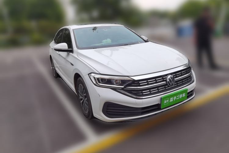 Used Volkswagen Sagitar 2024 200TSI DSG Flyover Edition Front Right 45 Deg