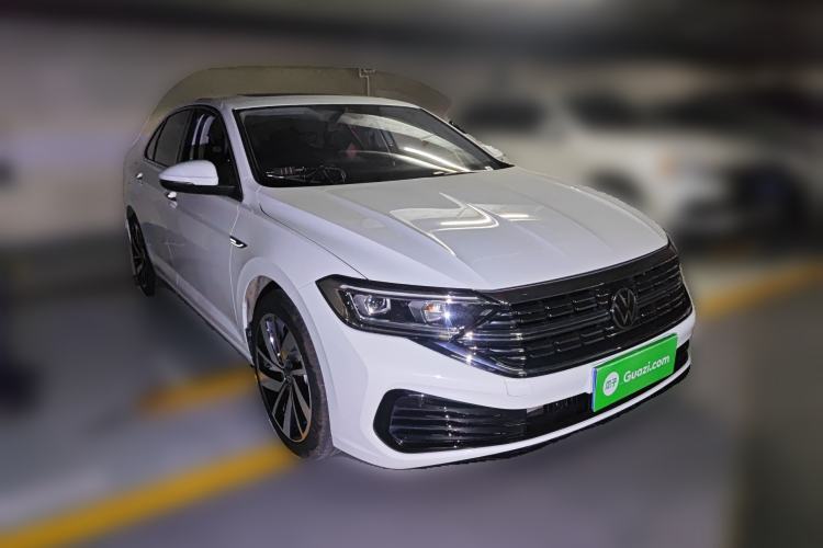 Used Volkswagen Sagitar 2024 300TSI DSG Excellence Edition Front Right 45 Deg