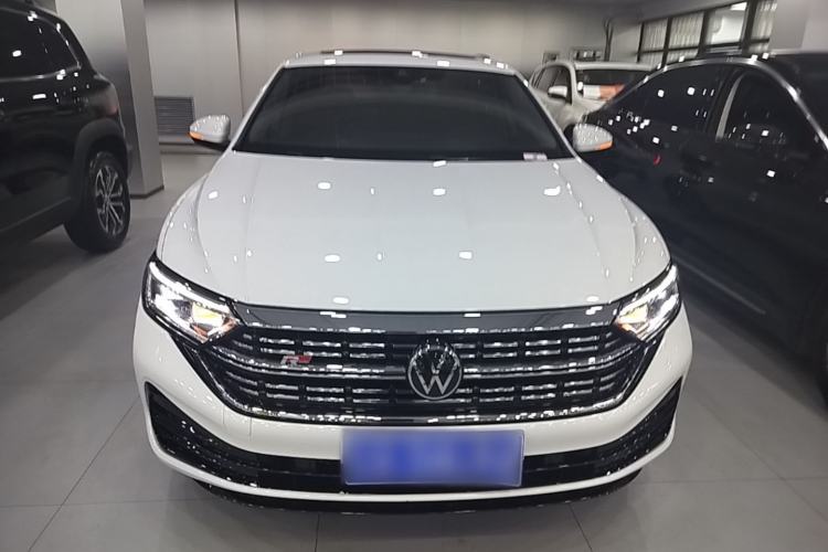 Used Volkswagen Sagitar 2024 300TSI DSG Excellence Edition Front
