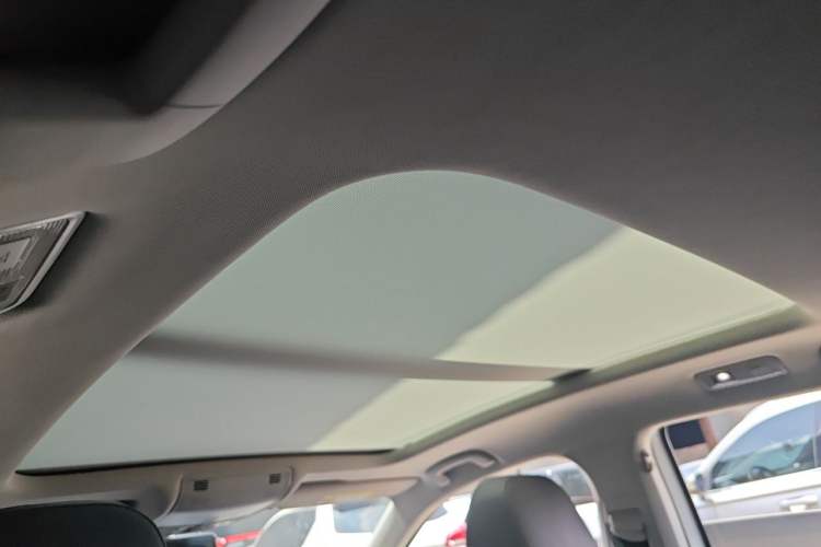 Used Volkswagen Sagitar 2024 200TSI DSG Flyover Edition Headliner