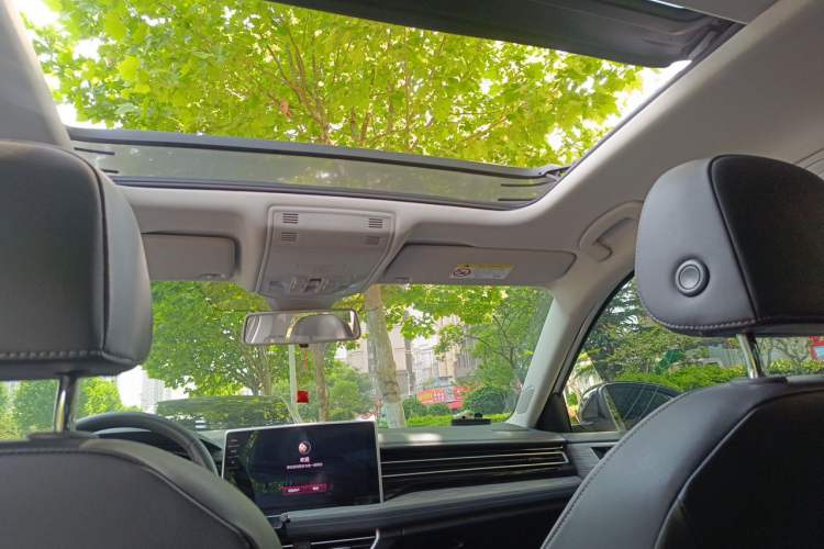 Used Volkswagen Sagitar 2024 300TSI DSG Excellence Edition Headliner