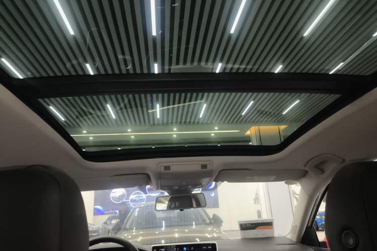 Used Volkswagen Sagitar 2024 300TSI DSG Excellence Edition Headliner