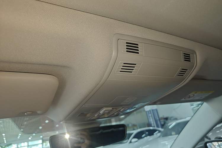 Used Volkswagen Sagitar 2024 300TSI DSG Excellence Edition Headliner