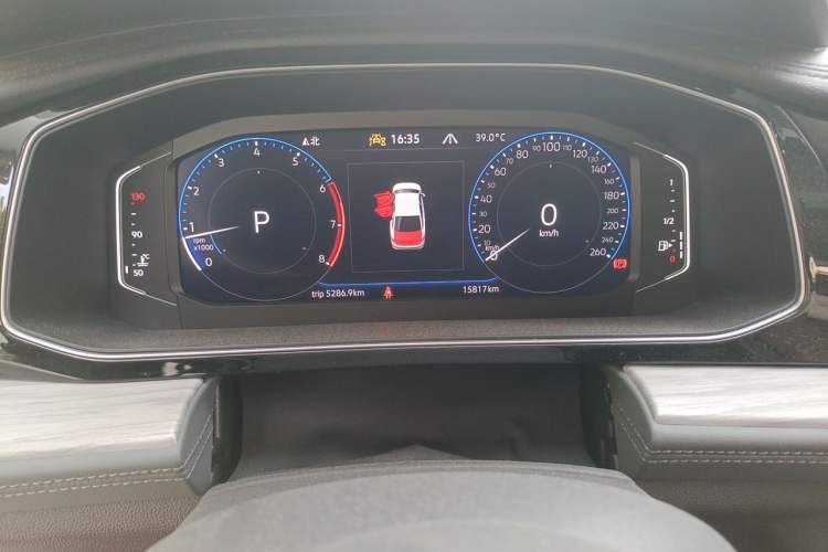 Used Volkswagen Sagitar 2024 300TSI DSG Excellence Edition Instrument Cluster