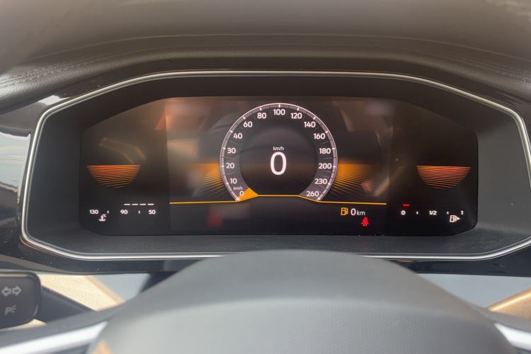 Used Volkswagen Sagitar 2024 200TSI DSG Flyover Edition Instrument Cluster