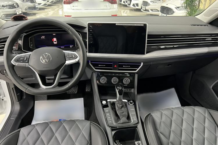 Used Volkswagen Sagitar 2024 300TSI DSG Excellence Edition Interior 1