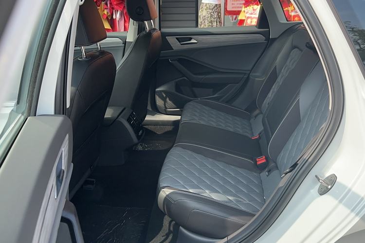 Used Volkswagen Sagitar 2024 300TSI DSG Excellence Edition Interior 1