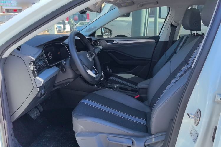 Used Volkswagen Sagitar 2024 200TSI DSG Flyover Edition Interior 1