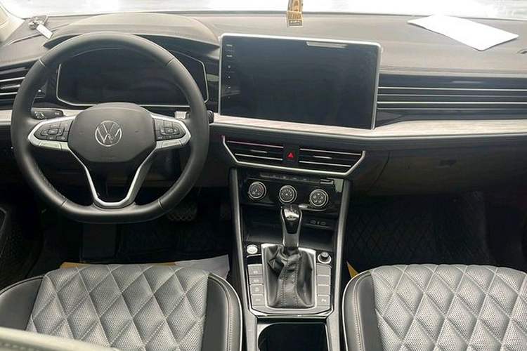 Used Volkswagen Sagitar 2024 300TSI DSG Excellence Edition Interior 2