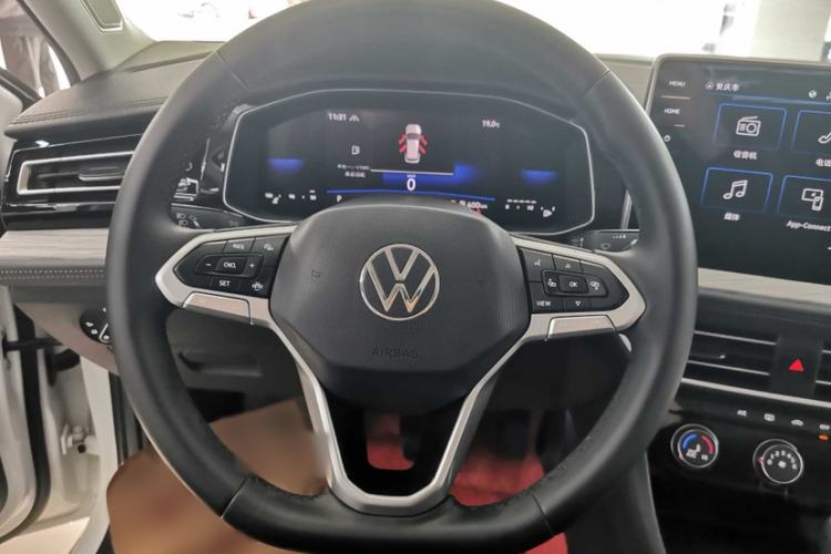 Used Volkswagen Sagitar 2024 300TSI DSG Excellence Edition Interior 2