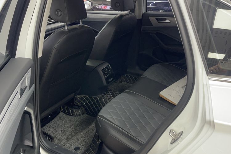 Used Volkswagen Sagitar 2024 300TSI DSG Excellence Edition Interior 3