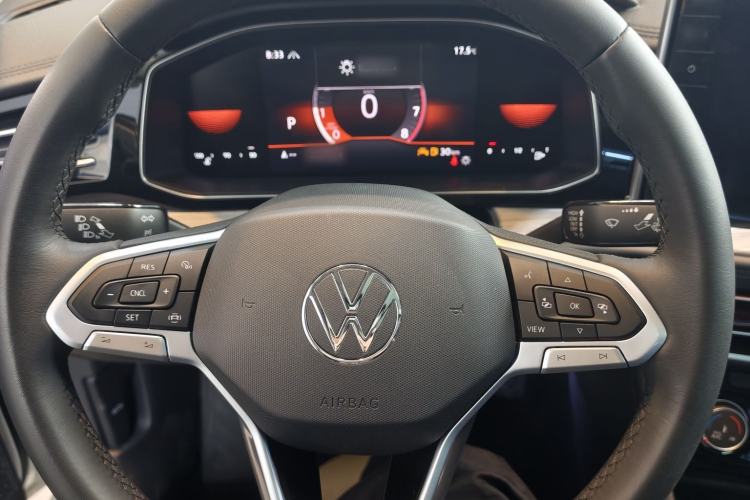Used Volkswagen Sagitar 2024 300TSI DSG Excellence Edition Interior 6