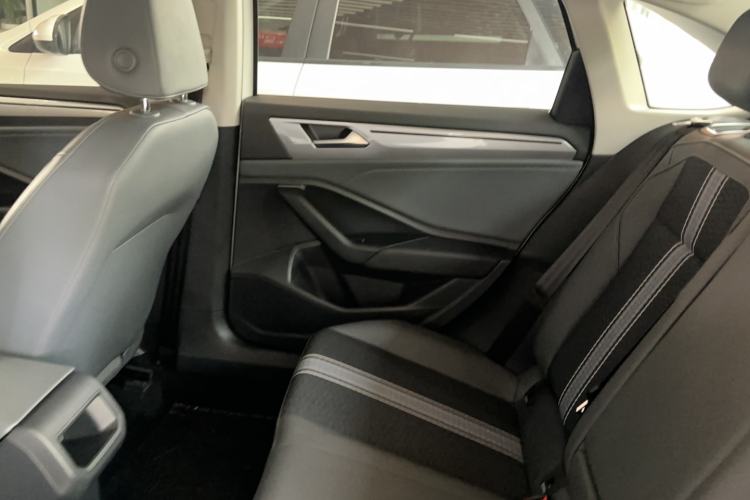 Used Volkswagen Sagitar 2024 200TSI DSG Flyover Edition Interior 8
