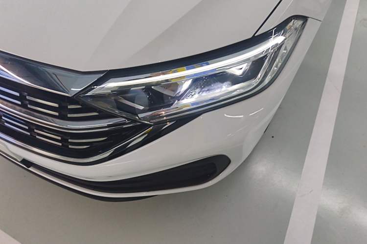 Used Volkswagen Sagitar 2024 300TSI DSG Flyover Edition Left Front Headlight