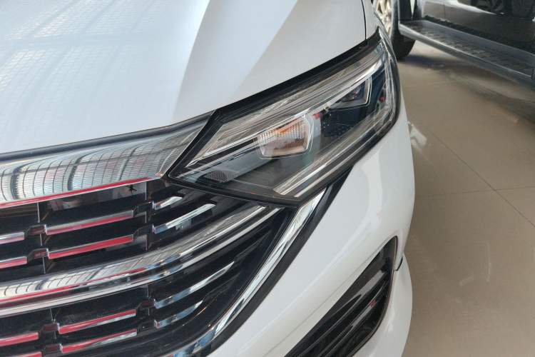 Used Volkswagen Sagitar 2024 300TSI DSG Excellence Edition Left Front Headlight