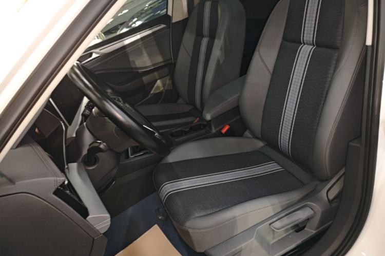 Used Volkswagen Sagitar 2024 200TSI DSG Flyover Edition Left Front Seat