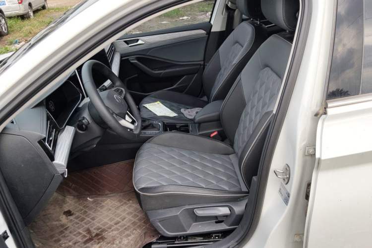 Used Volkswagen Sagitar 2024 300TSI DSG Excellence Edition Left Front Seat