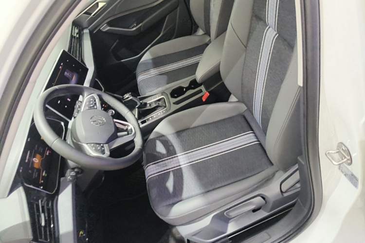 Used Volkswagen Sagitar 2024 200TSI DSG Flyover Edition Left Front Seat