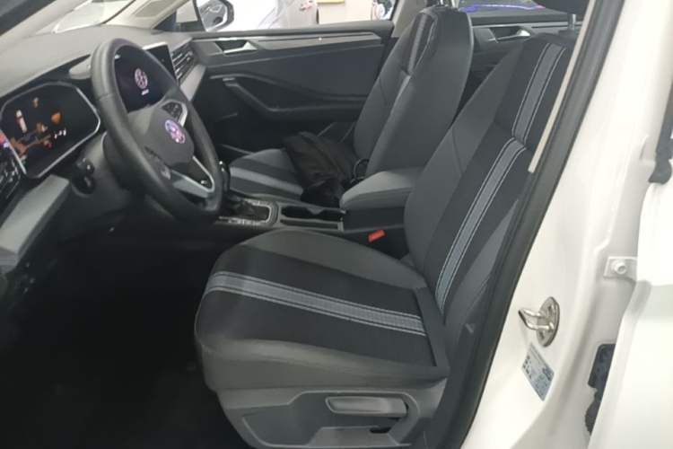 Used Volkswagen Sagitar 2024 200TSI DSG Flyover Edition Left Front Seat