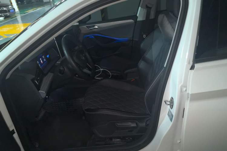 Used Volkswagen Sagitar 2024 300TSI DSG Excellence Edition Left Front Seat
