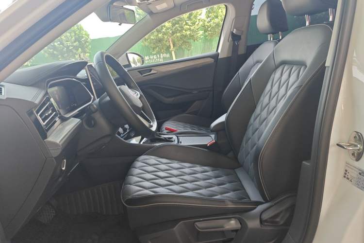 Used Volkswagen Sagitar 2024 300TSI DSG Excellence Edition Left Front Seat