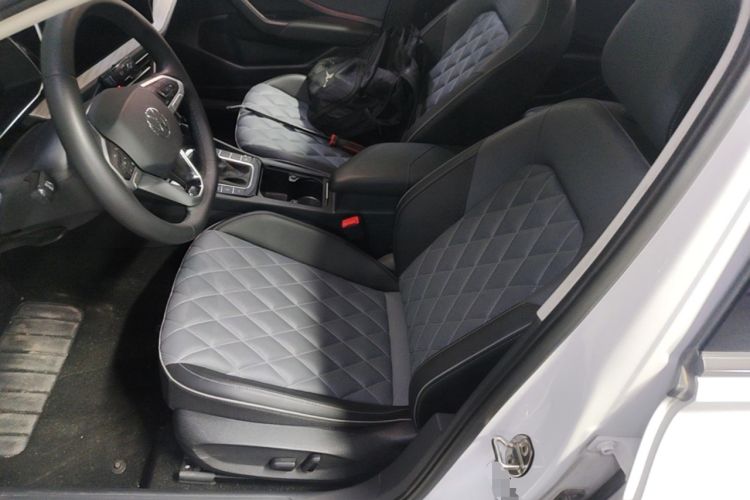 Used Volkswagen Sagitar 2024 300TSI DSG Excellence Edition Left Front Seat