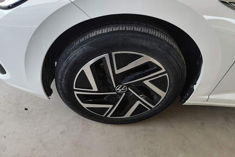 Used Volkswagen Sagitar 2024 300TSI DSG Excellence Edition Left Front Wheel Hub