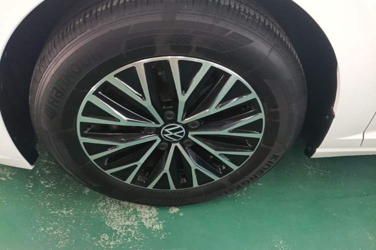 Used Volkswagen Sagitar 2024 200TSI DSG Flyover Edition Left Front Wheel Hub