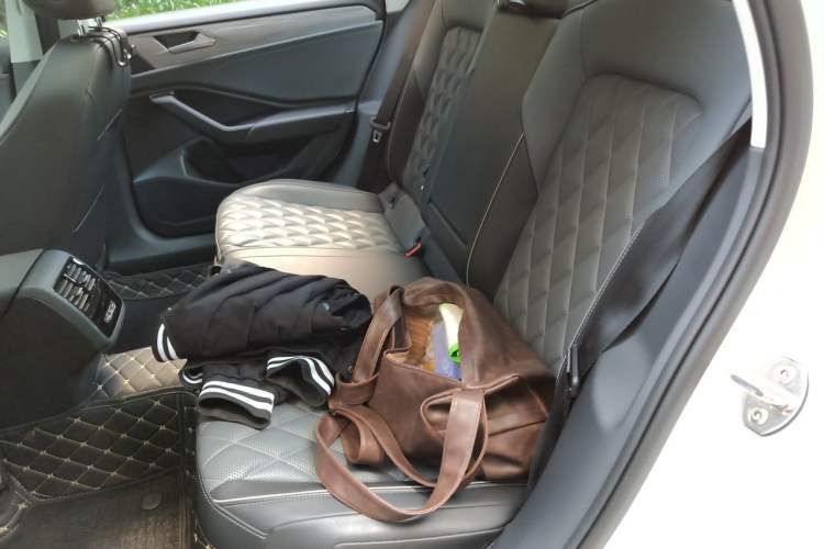 Used Volkswagen Sagitar 2024 300TSI DSG Excellence Edition Left Rear Seat
