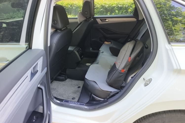 Used Volkswagen Sagitar 2024 300TSI DSG Excellence Edition Left Rear Seat
