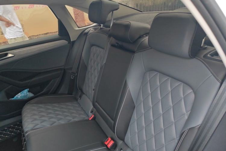Used Volkswagen Sagitar 2024 300TSI DSG Excellence Edition Left Rear Seat