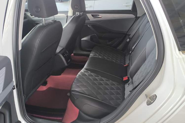 Used Volkswagen Sagitar 2024 300TSI DSG Excellence Edition Left Rear Seat