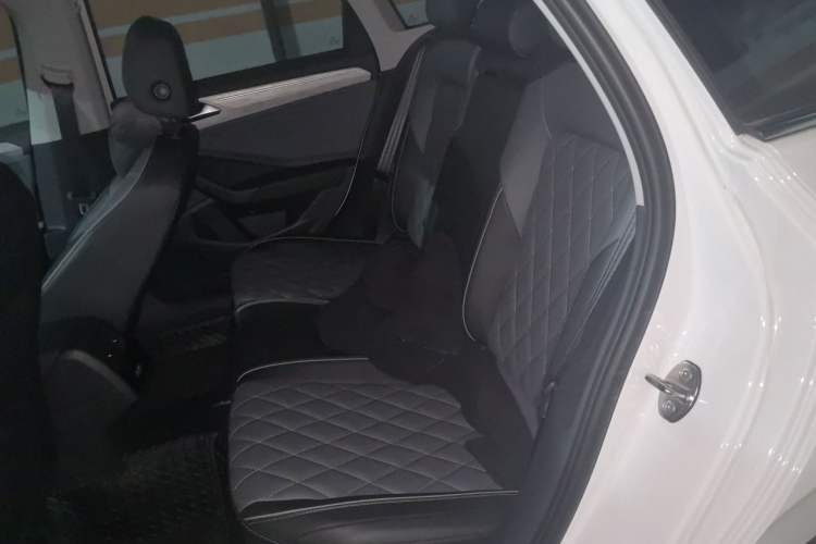 Used Volkswagen Sagitar 2024 300TSI DSG Excellence Edition Left Rear Seat