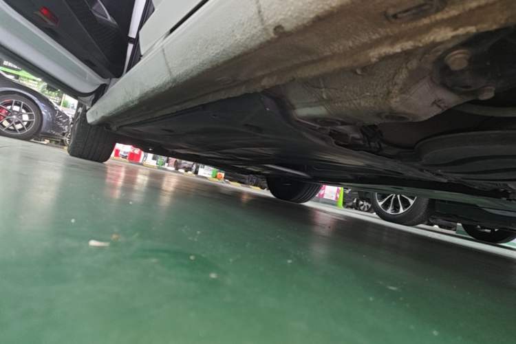 Used Volkswagen Sagitar 2024 200TSI DSG Flyover Edition Left Side Sill
