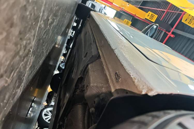 Used Volkswagen Sagitar 2024 300TSI DSG Excellence Edition Left Side Sill