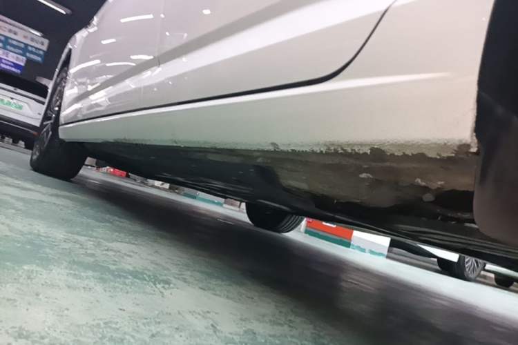 Used Volkswagen Sagitar 2024 200TSI DSG Flyover Edition Left Side Sill