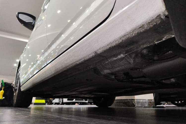 Used Volkswagen Sagitar 2024 300TSI DSG Excellence Edition Left Side Sill