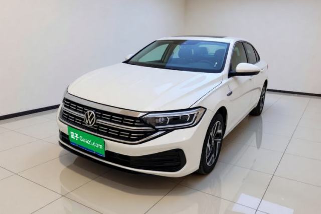 Ojetý Volkswagen Sagitar 2024 300TSI DSG Excellence Edition