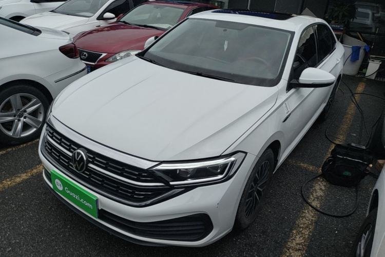 Used Volkswagen Sagitar 2024 200TSI DSG Flyover Edition Guazi used car, China used car export, Used car for sale, Used cars, Cheapest cars for sale
