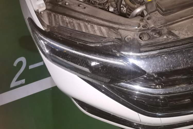 Used Volkswagen Sagitar 2024 300TSI DSG Excellence Edition Right Front Headlight
