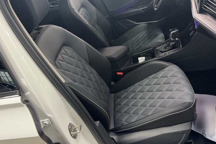 Used Volkswagen Sagitar 2024 300TSI DSG Excellence Edition Right Front Seat