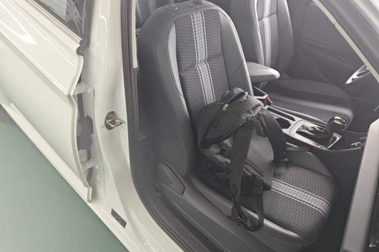 Used Volkswagen Sagitar 2024 200TSI DSG Flyover Edition Right Front Seat