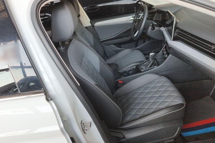 Used Volkswagen Sagitar 2024 300TSI DSG Excellence Edition Right Front Seat