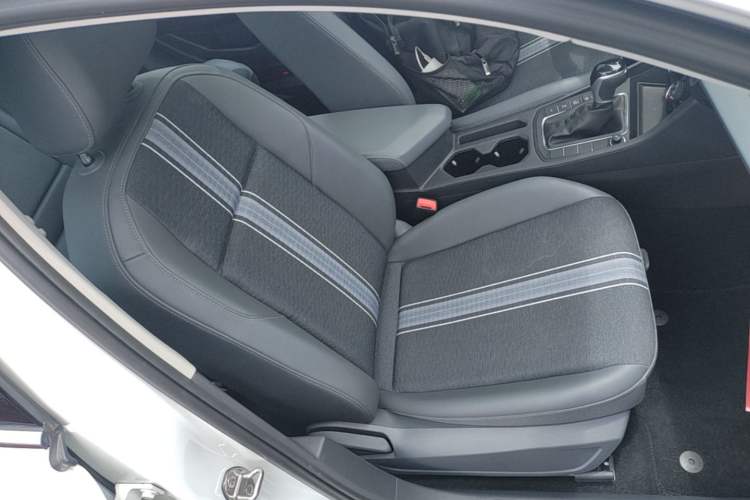 Used Volkswagen Sagitar 2024 200TSI DSG Flyover Edition Right Front Seat
