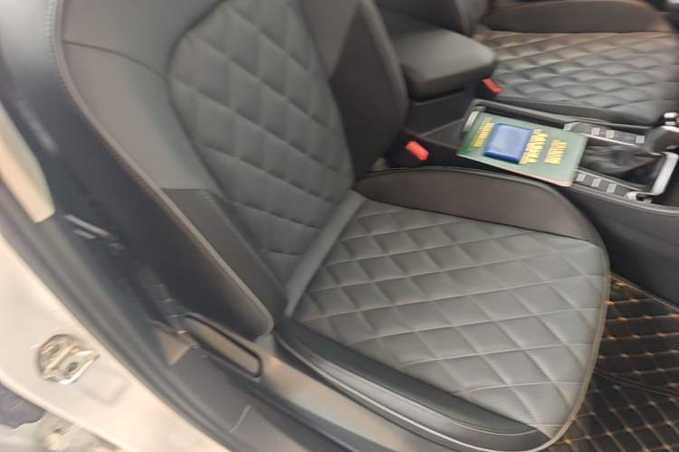 Used Volkswagen Sagitar 2024 300TSI DSG Excellence Edition Right Front Seat