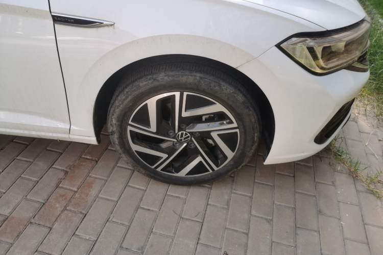 Used Volkswagen Sagitar 2024 300TSI DSG Flyover Edition Right Front Wheel Hub