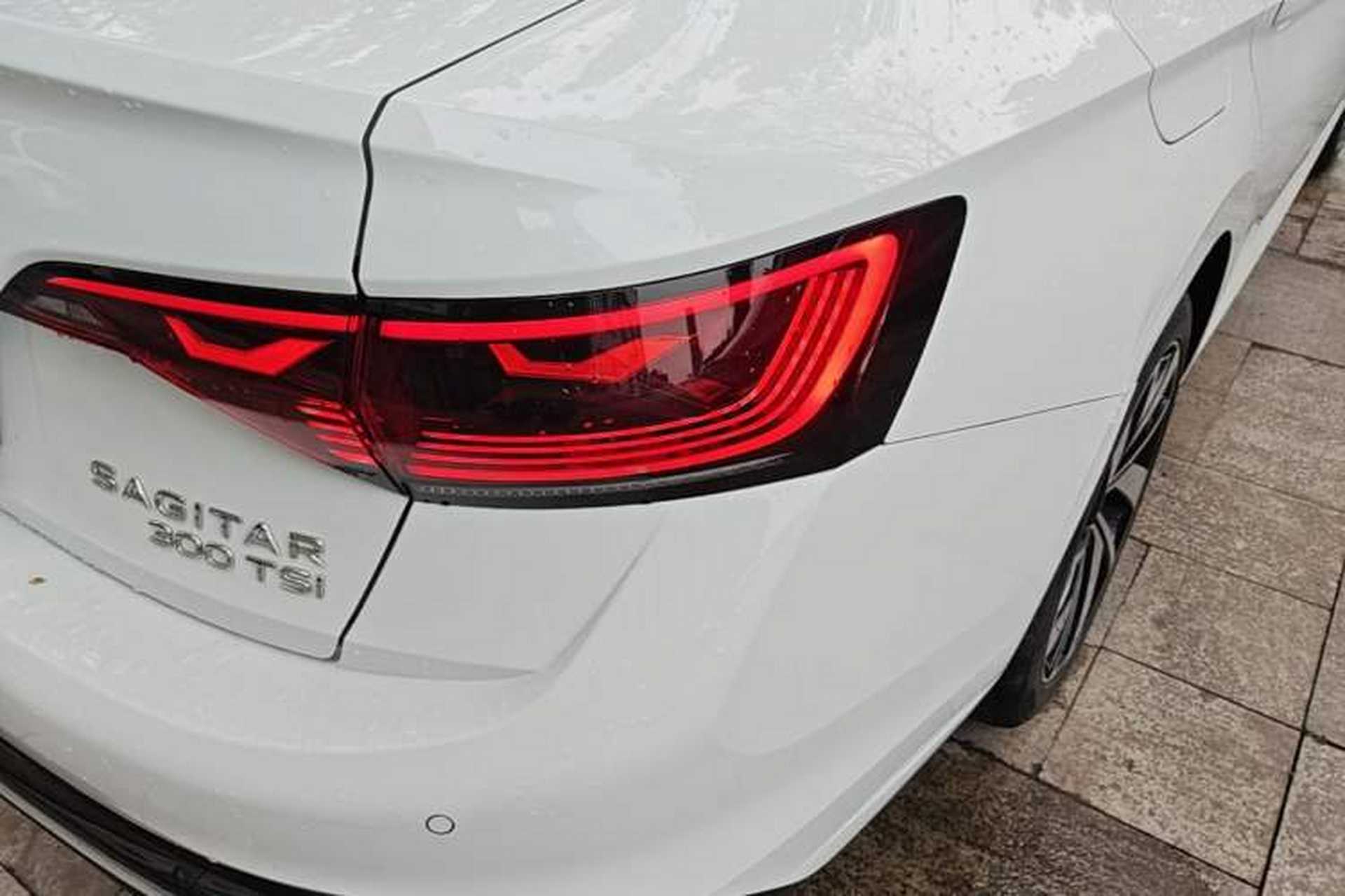 Used Volkswagen Sagitar 2024 300TSI DSG Excellence Edition Right Rear Taillight