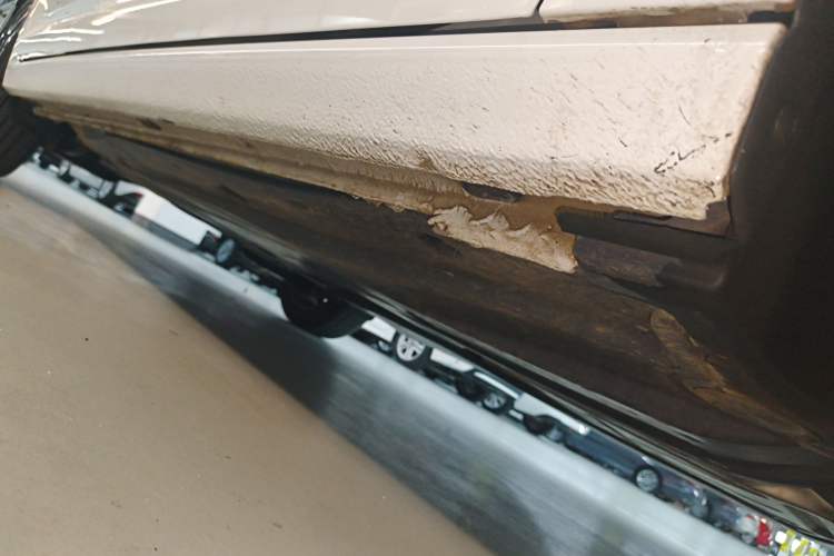 Used Volkswagen Sagitar 2024 300TSI DSG Flyover Edition Right Side Sill